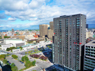 Condos for sale and for rent at Louis Boheme Building